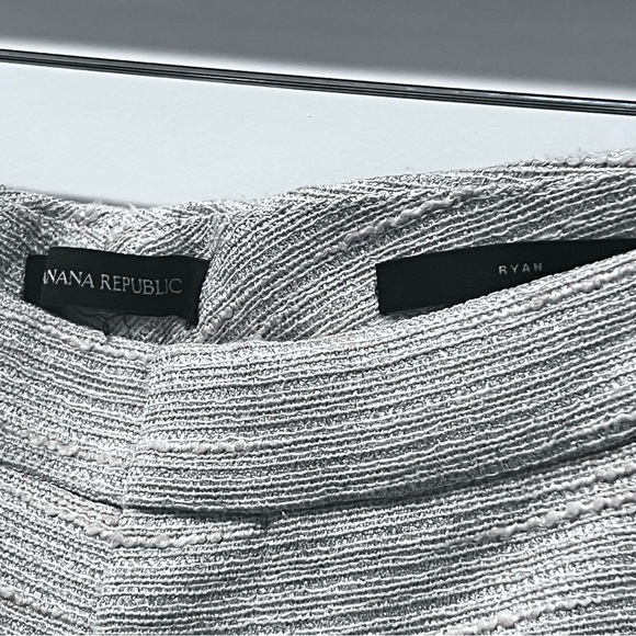 NWOT Banana Republic Light Gray/White High Rise Shorts - Picture 3 of 8